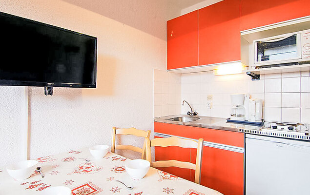 Carlines 1 - 46 - Photo 2